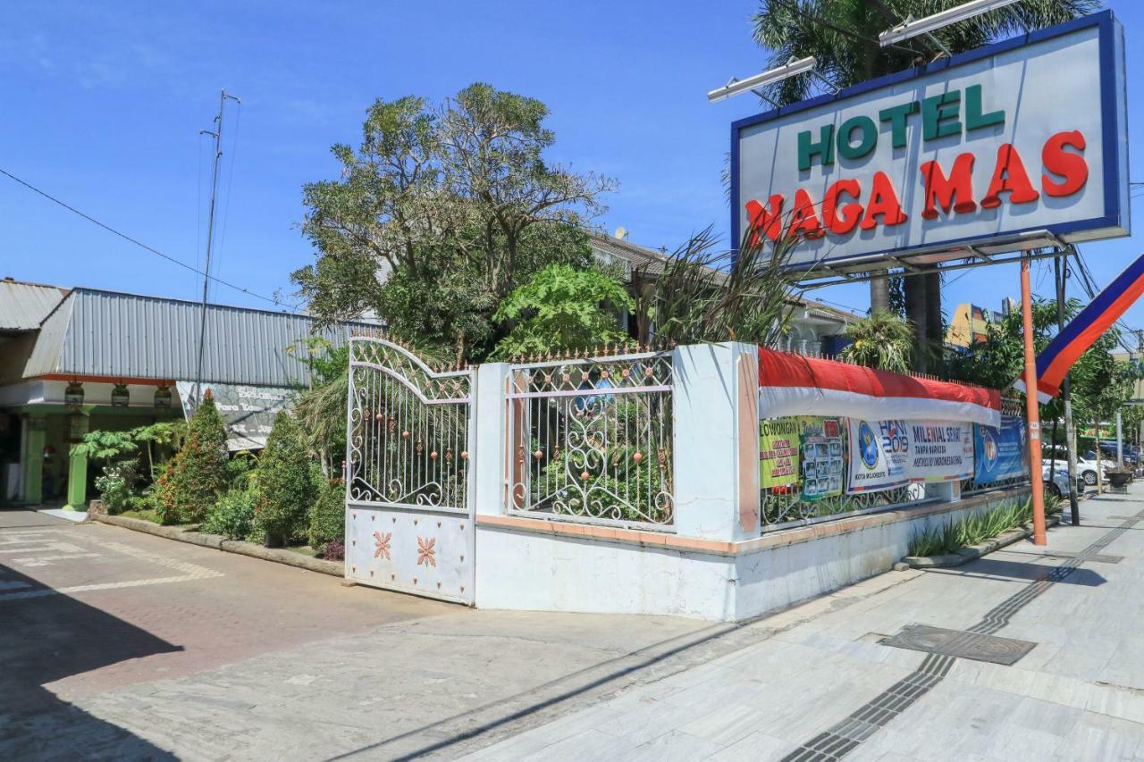Naga Mas Hotel Mojokerto Exterior foto