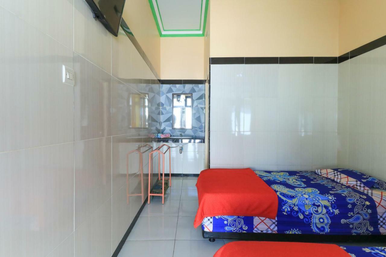 Naga Mas Hotel Mojokerto Exterior foto