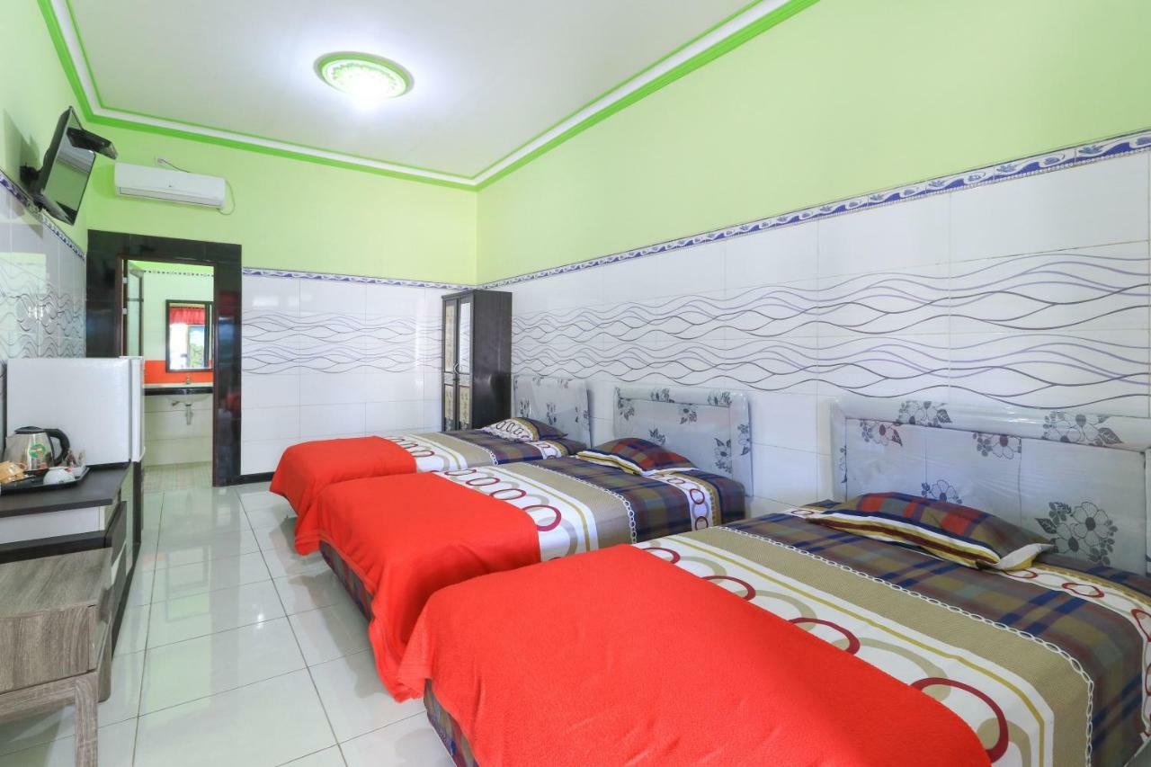 Naga Mas Hotel Mojokerto Exterior foto